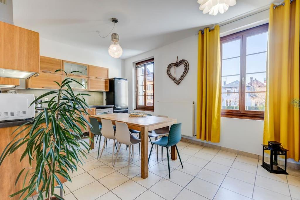 Vecchia Citta Cote Vieille Ville # Yolo Alp Home Annecy Eksteriør billede